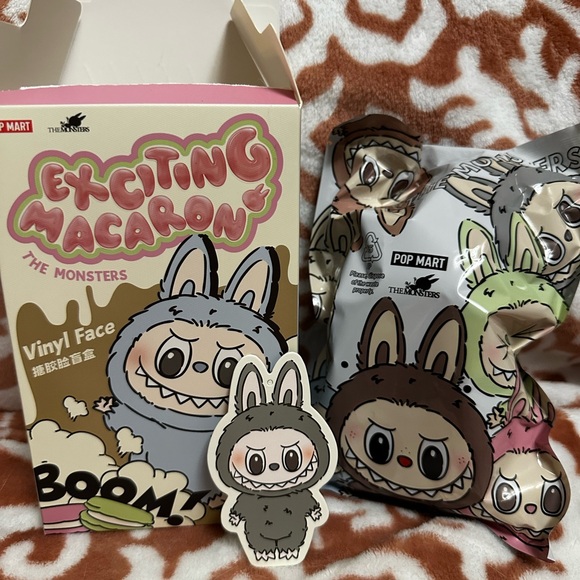 100% Verified Authentic Exciting Macarons Vinyl Face Doll -Confirmed SESAME BEAN - Picture 1 of 5